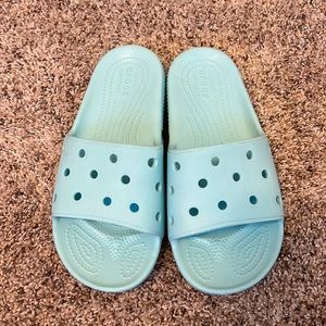 Croc slides